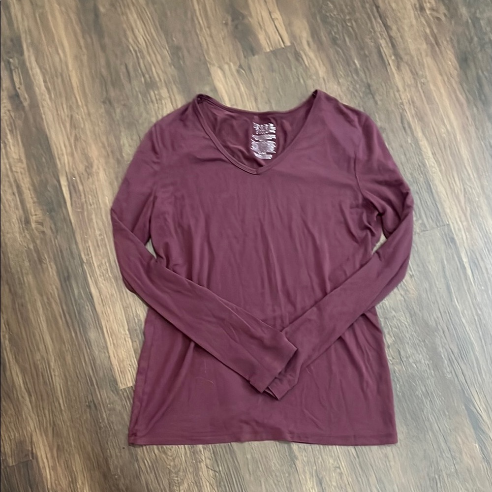 Time and Tru long sleeve basic Burgundy small